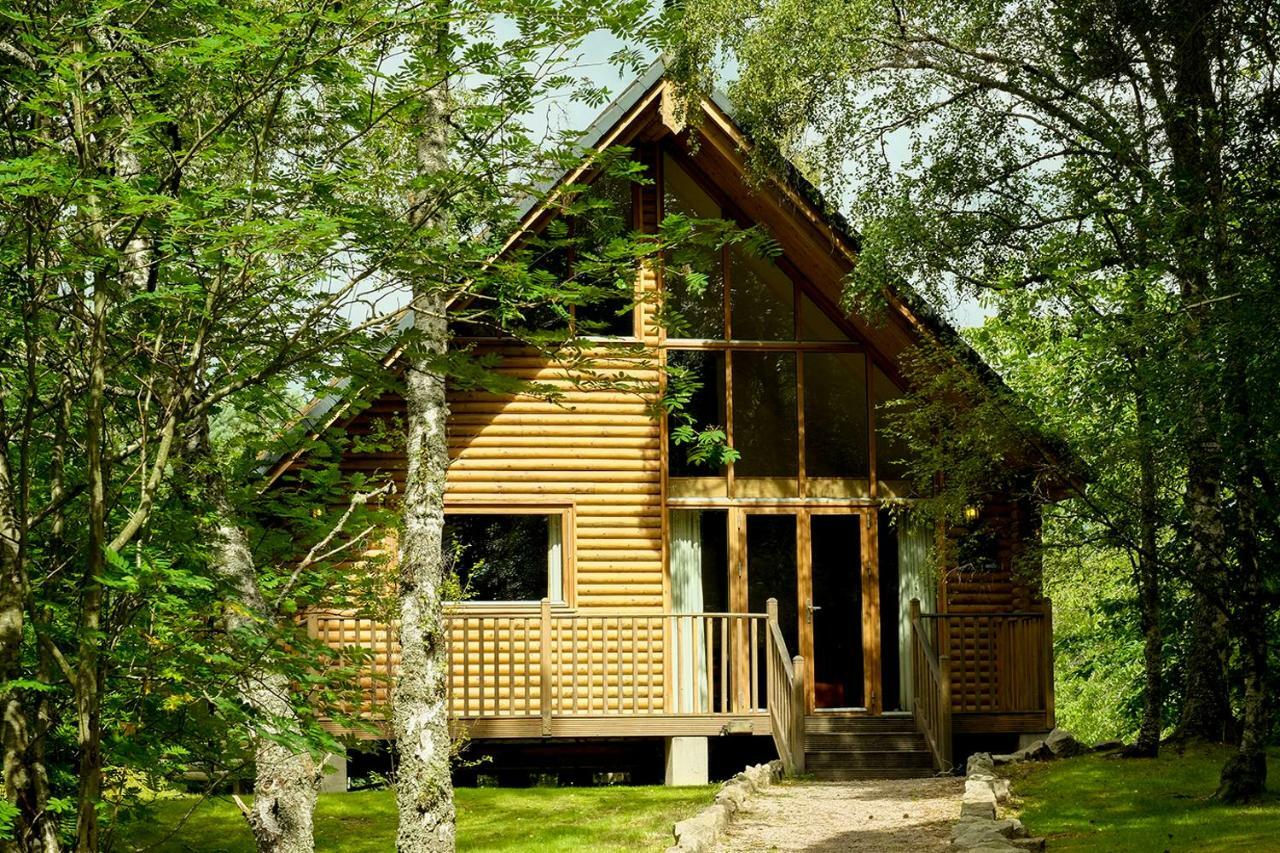 Macdonald Woodland Lodges At Macdonald Aviemore Resort מראה חיצוני תמונה