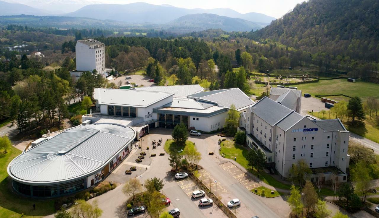 Macdonald Woodland Lodges At Macdonald Aviemore Resort מראה חיצוני תמונה