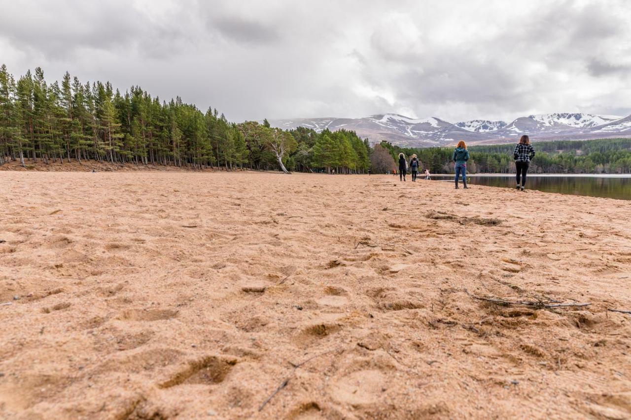 Macdonald Woodland Lodges At Macdonald Aviemore Resort מראה חיצוני תמונה